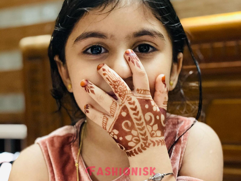 Cute Mehndi Designs for Kids