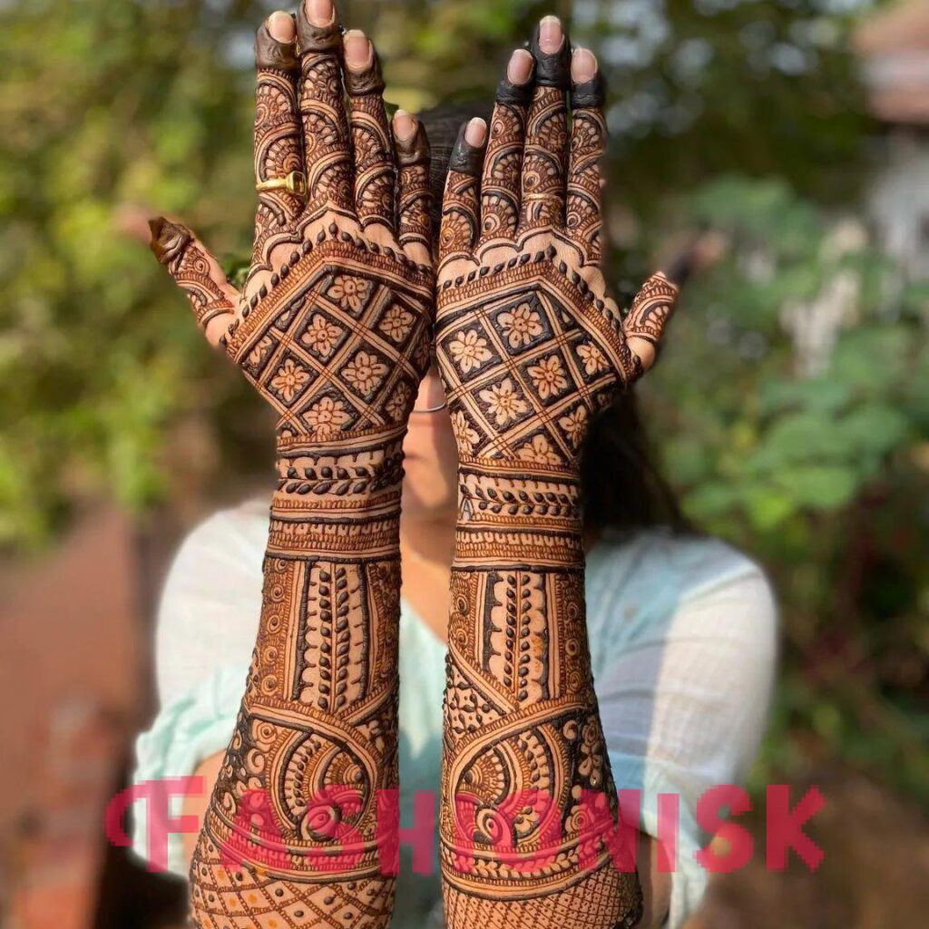 Simple Mehndi Designs for Front Hands