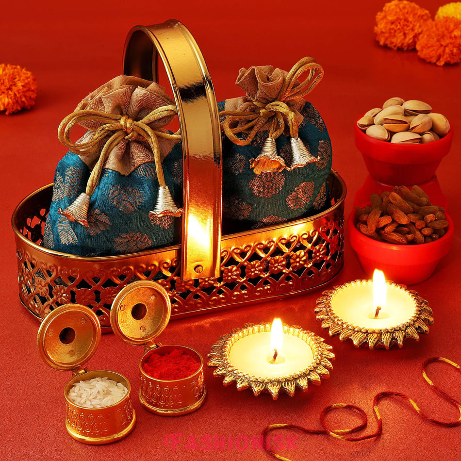 Gift Hamper Basket for Diwali
