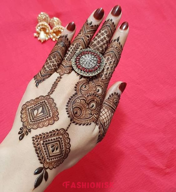 Pakistani Mehndi Designs for EID