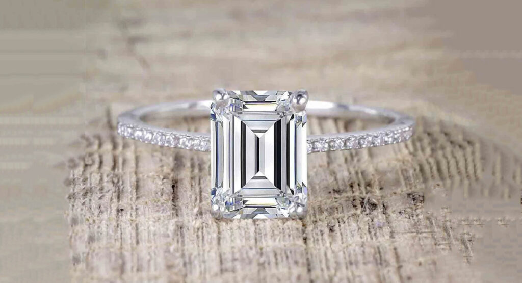 Moissanite