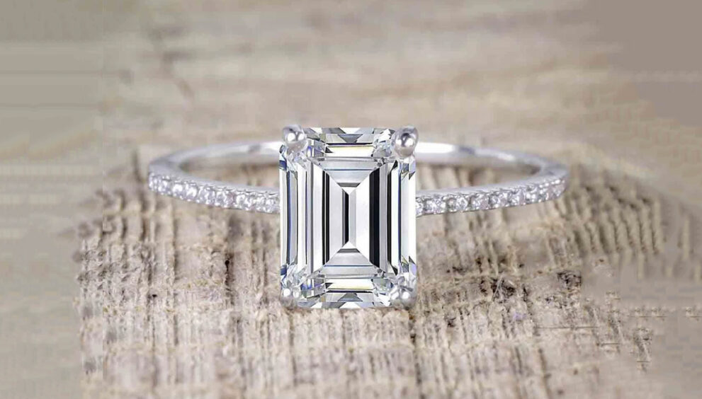 Moissanite