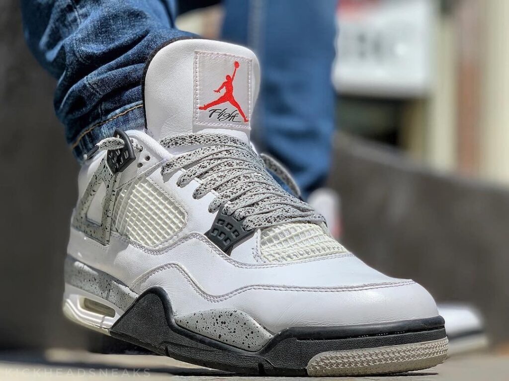 Jordan 4 Laces