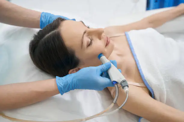 Hydrafacial Machine