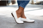 Layering Women’s Tops: Tips for Staying Stylish & Comfortable