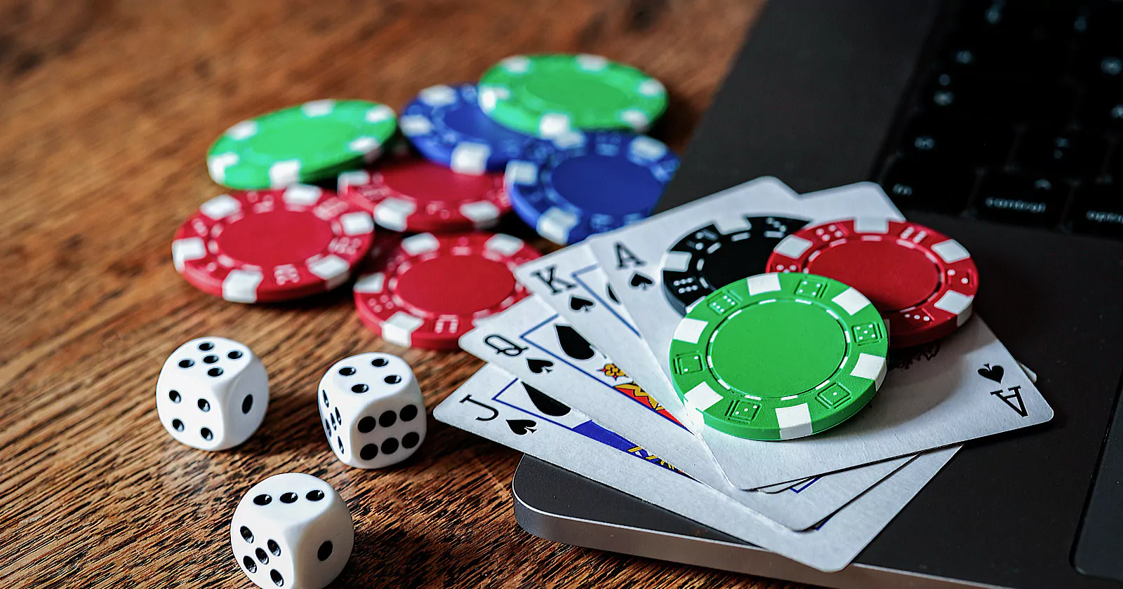 Eat-and-Run Site Search Before Gambling